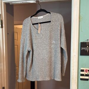 Gilli Light Gray Knit Top Size 1X